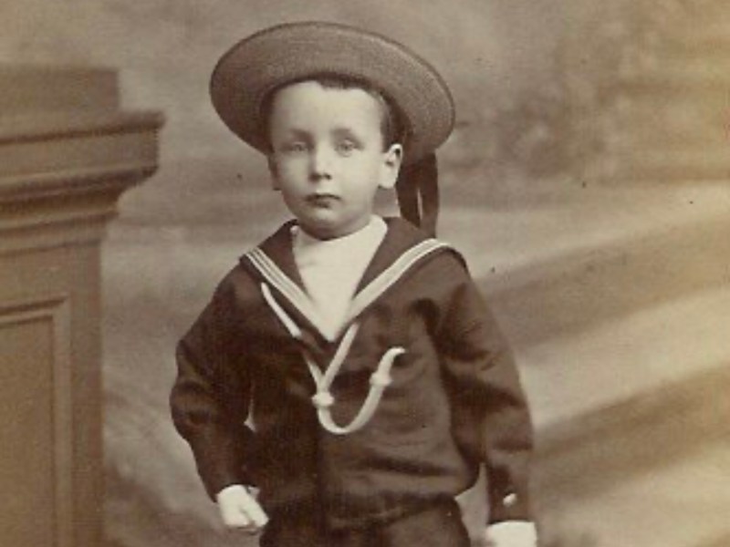 The Peculiar World of The&nbsp;Crumbtrays